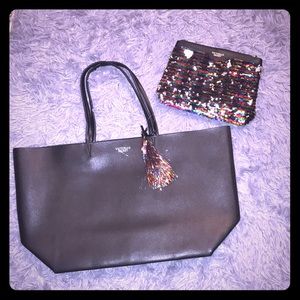 VS tote and makeup bag